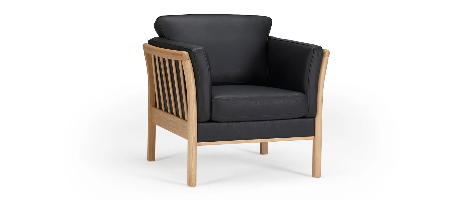 Der STOCKHOLM Designer Sessel mit Armlehnen und Füßen aus massivem Holz, in schwarzem Echtleder (920)