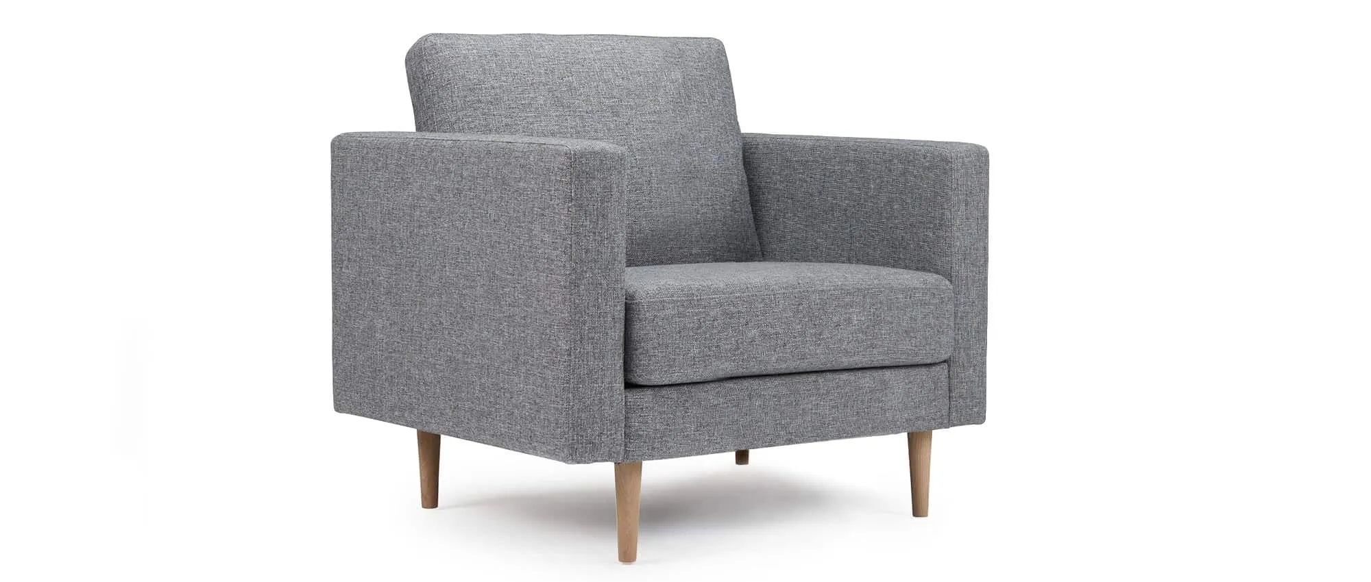 Der TRONDHEIM Designer Sessel mit geraden, schmalen Armlehnen und Füßen in Eiche lackiert