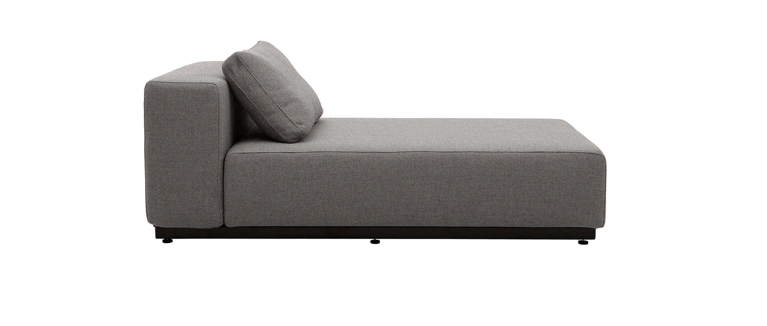 Die Softline NEVADA Chaiselongue ist in zwei Größen erhältlich