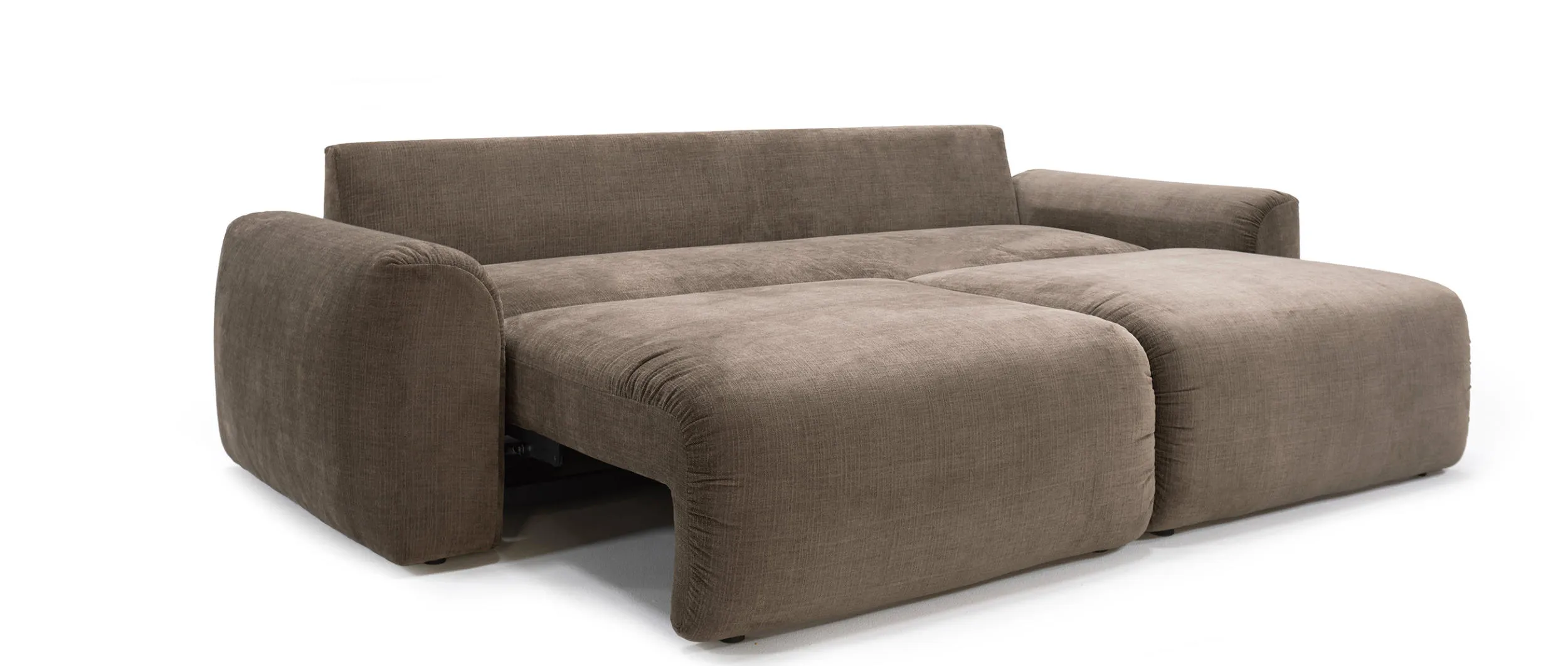 Das Innovation NORUM Schlafsofa hat eine große Stoffauswahl und eine Liegefläche auf Sitzhöhe