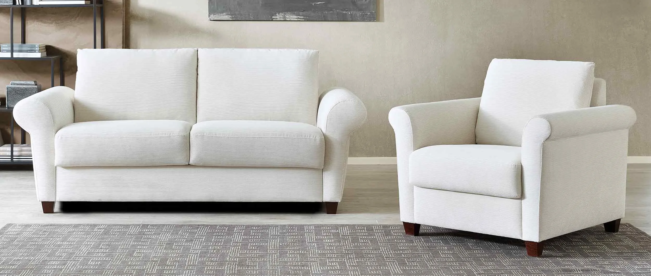 Der Hocker im Landhausstil passend zur Serie FREIBURG DELUXE Schlafsofa und Sessel