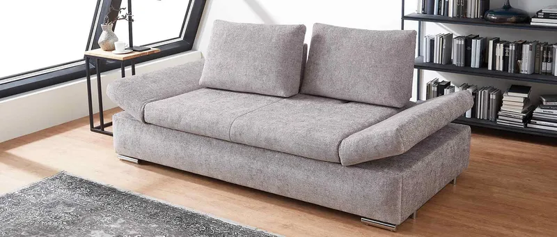 Beim KIEL DELUXE Schlafsofa mit Matratze und Lattenrost können Sie die Sitztiefe nach Bedarf verändern - einfach die Rückenlehnen nach hinten verstellen