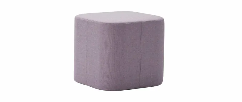 Der SOFTSQUARE Sitzhocker von Softline mit abgerundeten Ecken