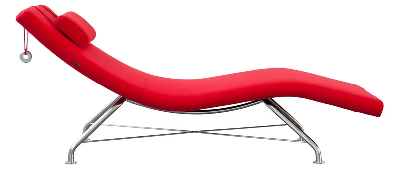 Durch ihr wellenförmiges Design lädt die SENSE Relaxliege zum Entspannen ein