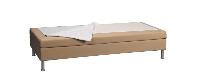 Die Bezüge des SINGOLO Sofas sind abziehbar und in der Waschmaschine waschbar