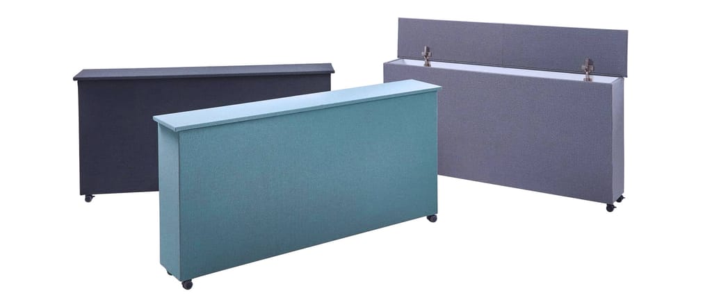 Um die Bettwäsche zu verstauen ist die STAURAUMBOX ideal. Erhältlich im gleichen Stoff wie das Sofa