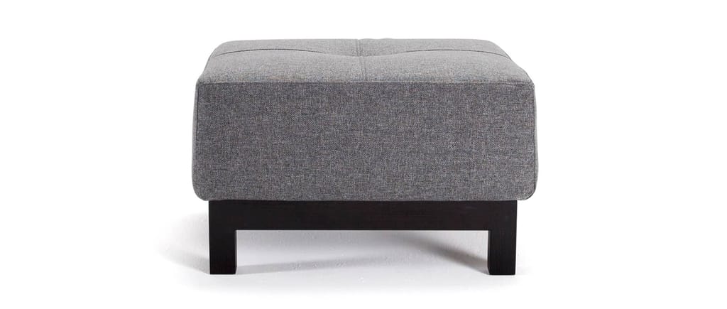 Der BIFROST DELUXE EXCESS Hocker im Stoff Twist Charcoal (563)