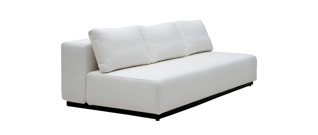Beim NEVADA 3 Personen Schlafsofa von Softline sind die drei Rückenkissen immer im Lieferumfang enthalten