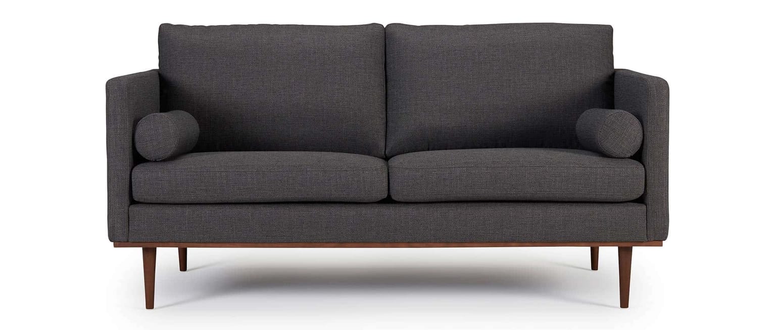 Das 2,5-Sitzer Sofa OSLO bietet viel Platz zum Entspannen