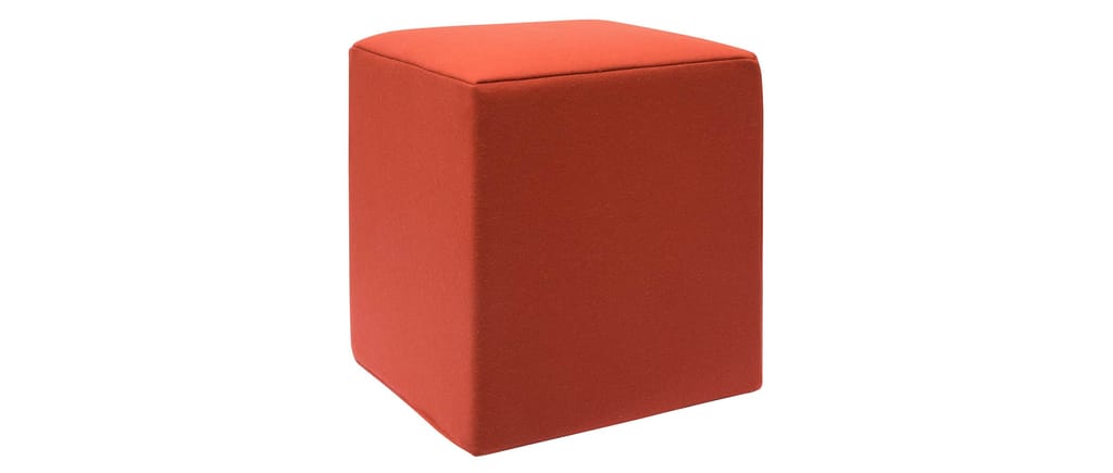 Der POUF Hocker von Softline im Wollstoff Filz