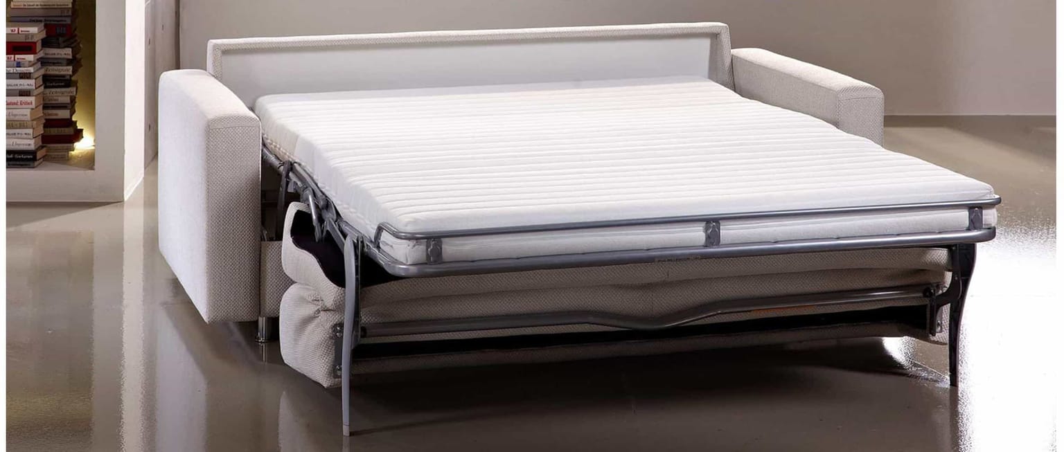 Durch die individuell wählbaren Matratzen- und Lattenrostvarianten ist das HAMBURG DELUXE auch als Bett für jeden Tag nutzbar