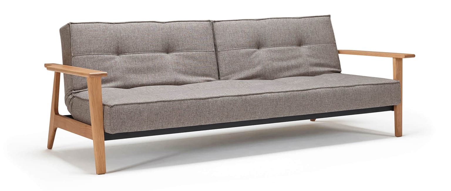SPLITBACK Schlafsofa mit Frej Holzarmlehnen von Innovation