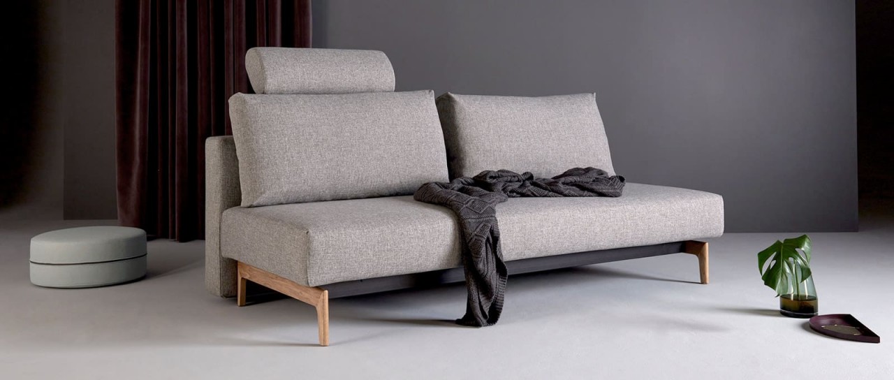 TRYM Schlafsofa mit Rückenkissen von Innovation