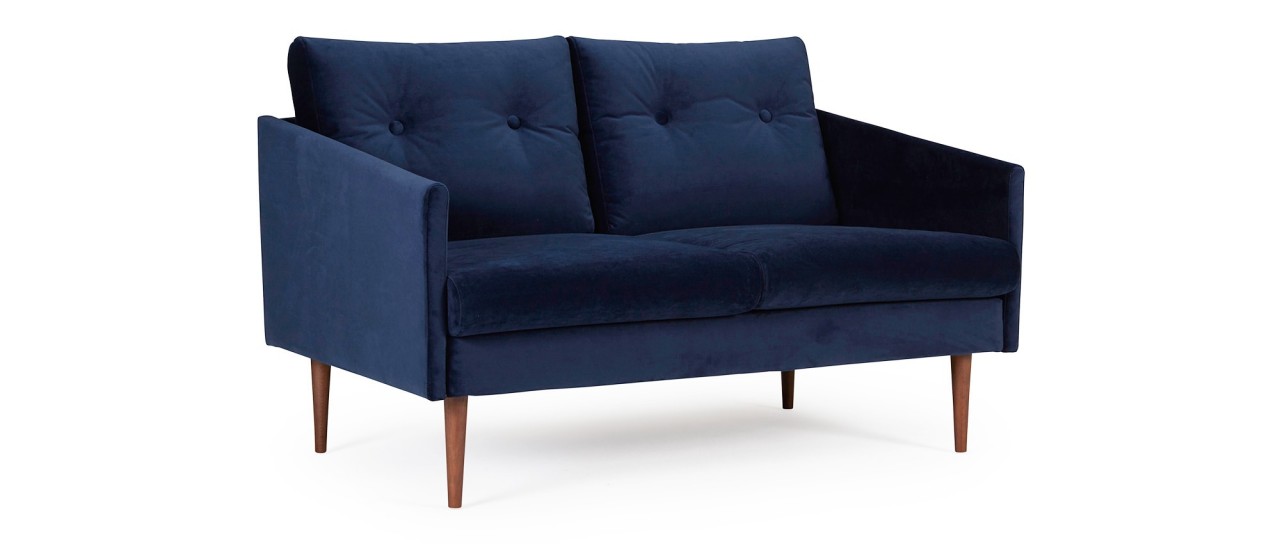 KARLSTAD 2-Sitzer Designer Sofa mit Polsterarmlehnen und versteppten Rückenkissen