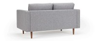 Vorschau: HALMSTAD 2-Sitzer Designer Sofa mit Polsterarmlehnen und Holzfüßen