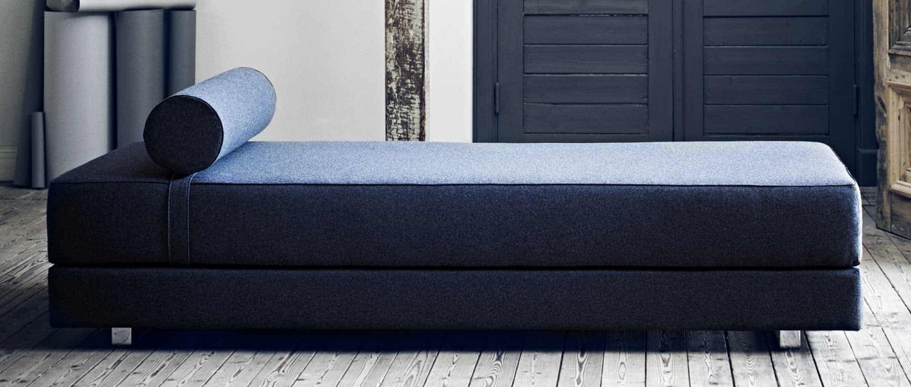 LUBI Schlafsofa, Daybed von Softline - mit regulären Stoffen