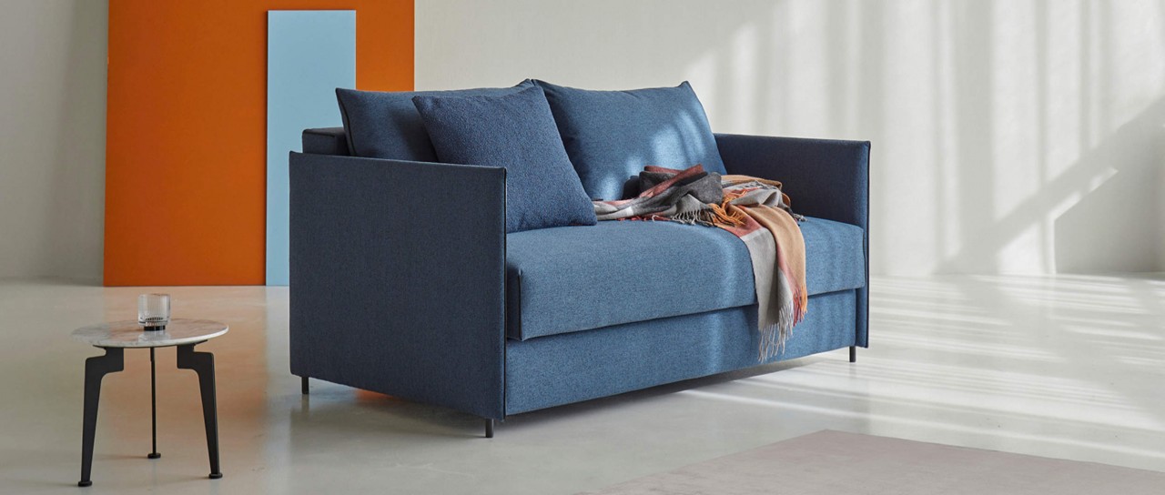 LUOMA Schlafsofa mit Armlehnen von Innovation