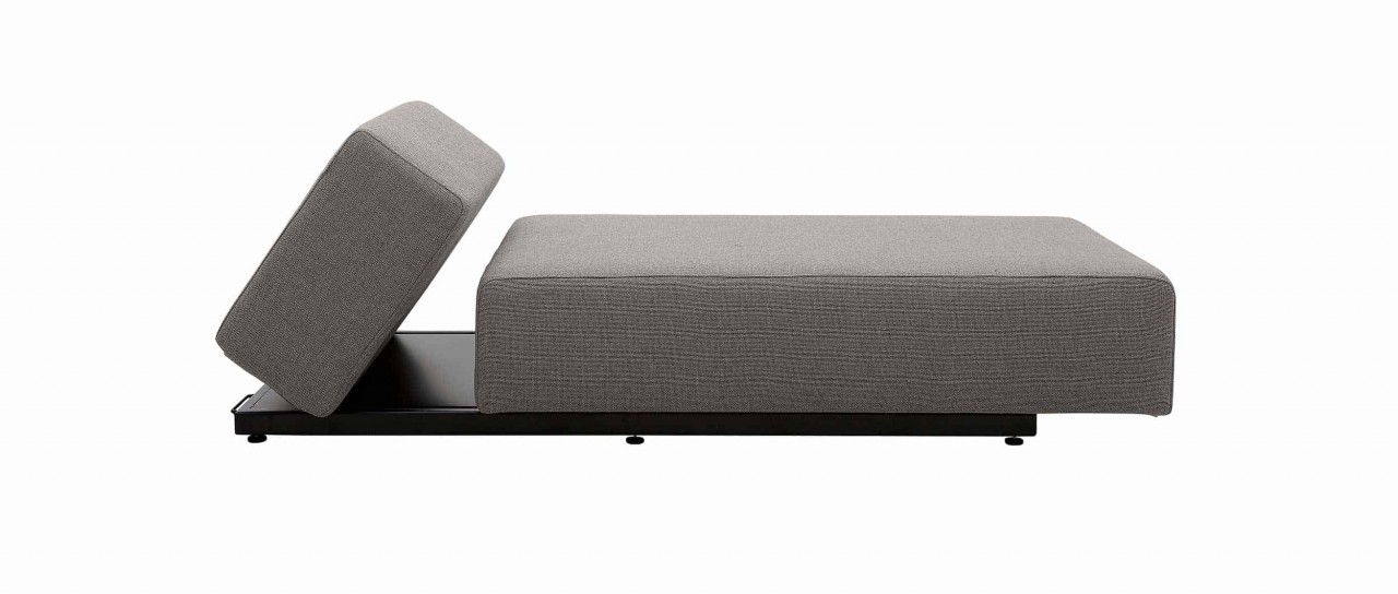 NEVADA Chaiselongue von Softline - mit Stoffen von KVADRAT