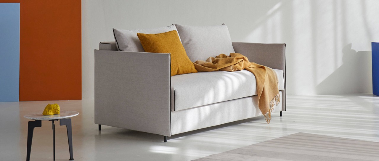 LUOMA Schlafsofa mit Armlehnen von Innovation