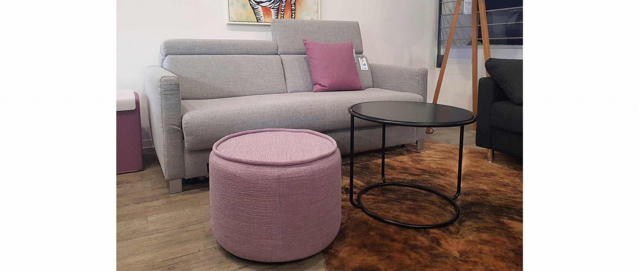 TOM Hocker, Pouf mit TOM Beistelltisch von Softline - mit Stoffen von KVADRAT