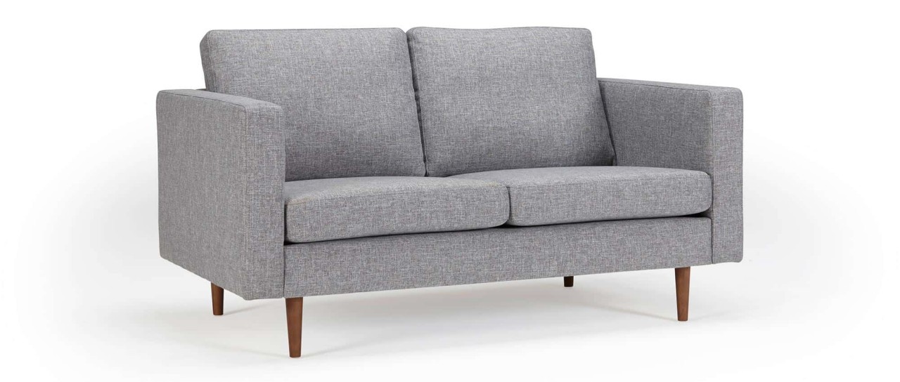 HALMSTAD 2-Sitzer Designer Sofa mit Polsterarmlehnen und Holzfüßen