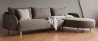 Vorschau: VARBERG 2-Sitzer L-Sofa mit Longchair und Polsterarmlehnen
