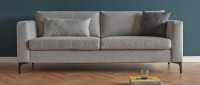 Vorschau: TRELLEBORG 2,5-Sitzer Designer Sofa mit Polsterarmlehnen und Metallfüßen