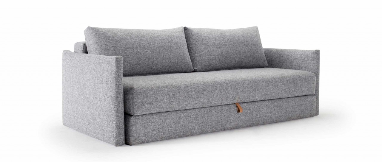 TRIPI von Innovation - Schlafsofa mit Polsterarmlehnen und Bettkasten