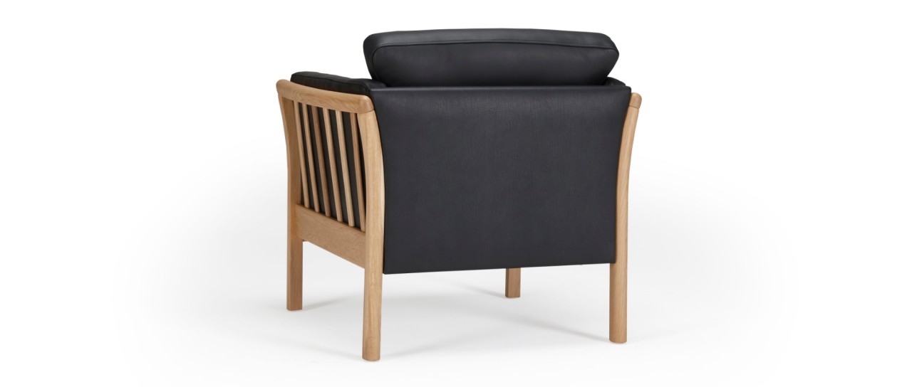 STOCKHOLM Designer Sessel mit Holzarmlehnen