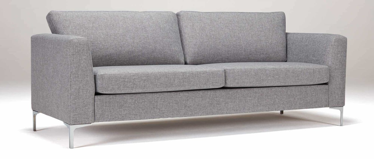 TRELLEBORG 3-Sitzer Designer Sofa mit Polsterarmlehnen und Metallfüßen